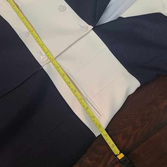 Escada Jacket - Picture 6 of 15